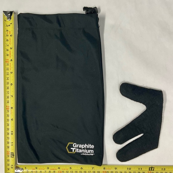 🔥FLAT/CURLING IRON BAG AND PROTECTION GLOVE ANTI BURN - Picture 3 of 4